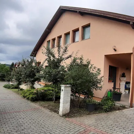 Apartament Bianka Apartmanhaz *