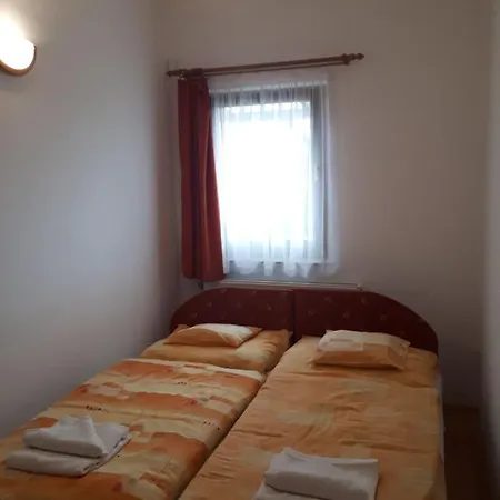 Bianka Apartmanhaz *