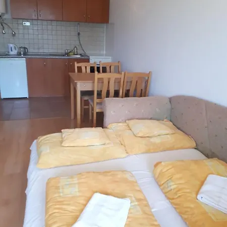 Bianka Apartmanhaz 公寓