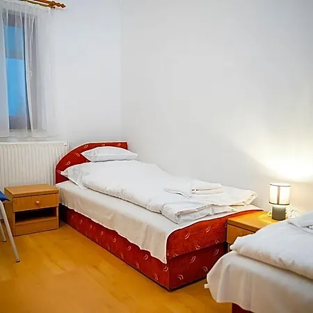 Bianka Apartmanhaz Daire *